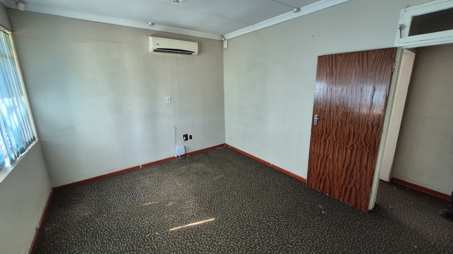 Commercial Property for Sale in Voorspoed Free State